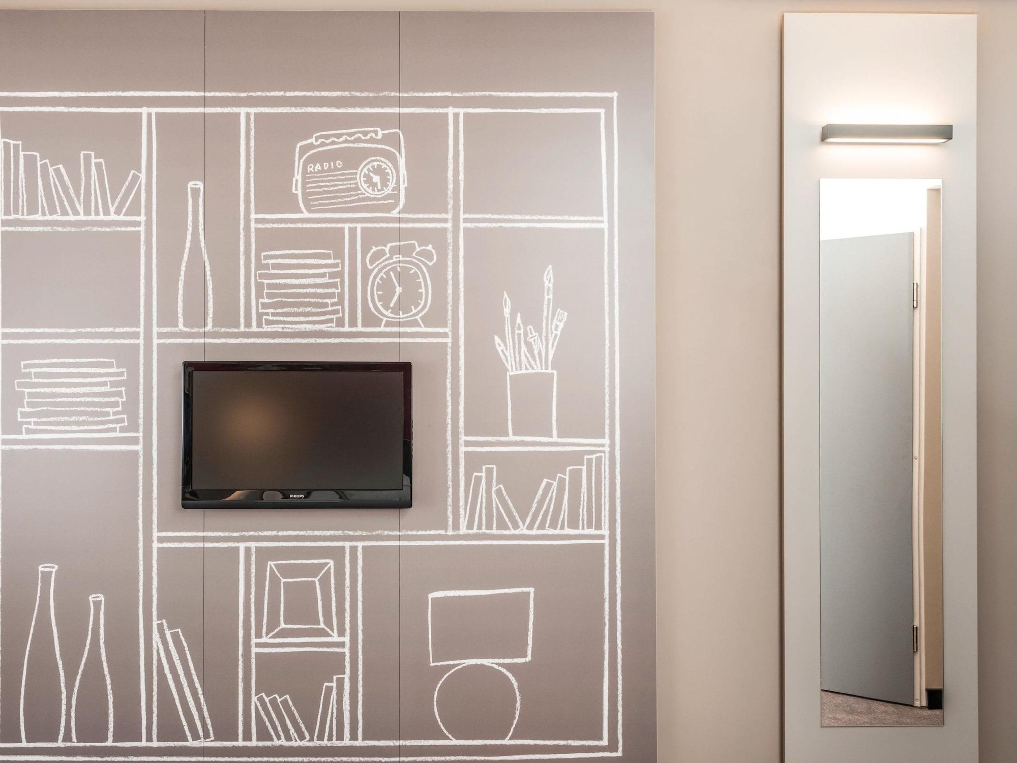 Ibis Albi Exterior foto